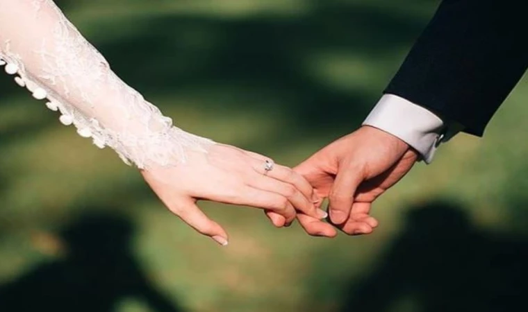 Karşılıksız, Geri Ödemesiz Tam 500 Bin TL! Evlilik Hazırlığındaki Gençlere Dev Müjde: Başvurular Bugün Açıldı!