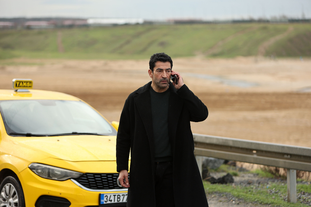 Kenan İmirzalıoğlu Hakkındaki O Gerçek Ortaya Çıktı! A.B.İ Dizisinin Yıldızı Aslen Nereli? Duyunca Kulaklarınıza İnanamayacaksınız!