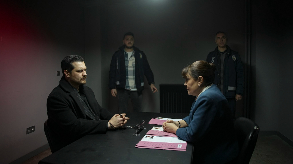 Eşref Rüya’da Büyük Yüzleşme! Nisan’ın Muhbirliği Ortaya Çıktı, Eşref Yıkıldı! O Ses Kayıtları Her Şeyi Bitirdi mi?