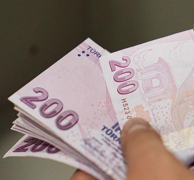 Emekliye Bayram Erken Geldi! Mart 2026 Maaş ve İkramiye Ödeme Günleri Açıklandı: Yarın İlk Grup Alıyor!