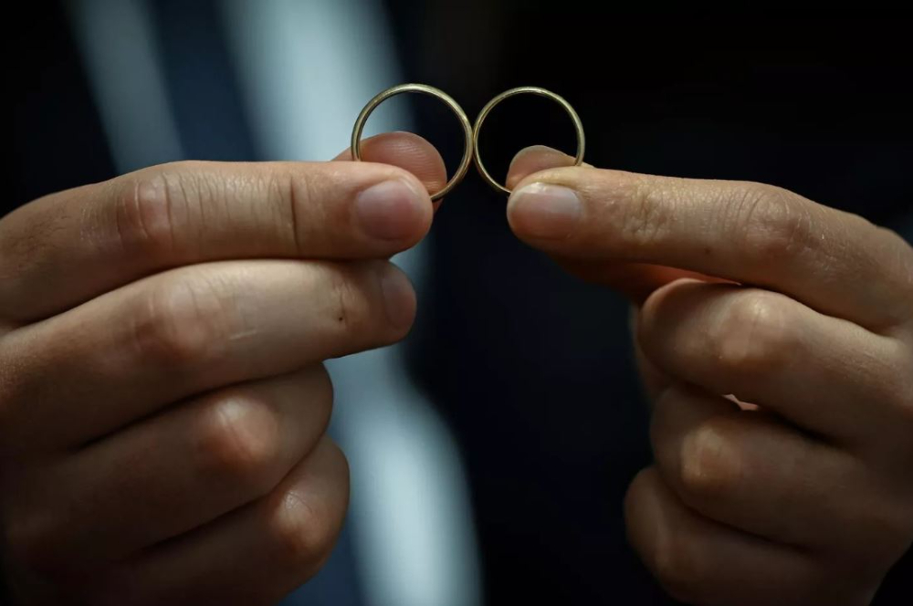 Karşılıksız, Geri Ödemesiz Tam 500 Bin TL! Evlilik Hazırlığındaki Gençlere Dev Müjde: Başvurular Bugün Açıldı!