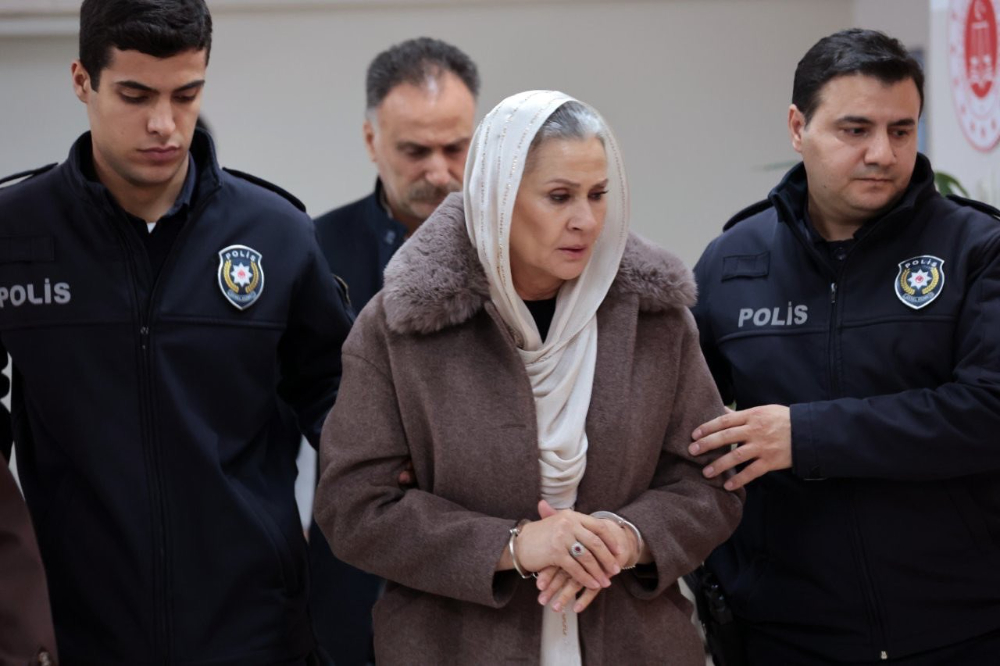 Uzak Şehir 54. Bölüm İzle! Boran ve Cihan Arasında Büyük Savaş: Alya’nın Gözyaşları Mardin’i Yakacak