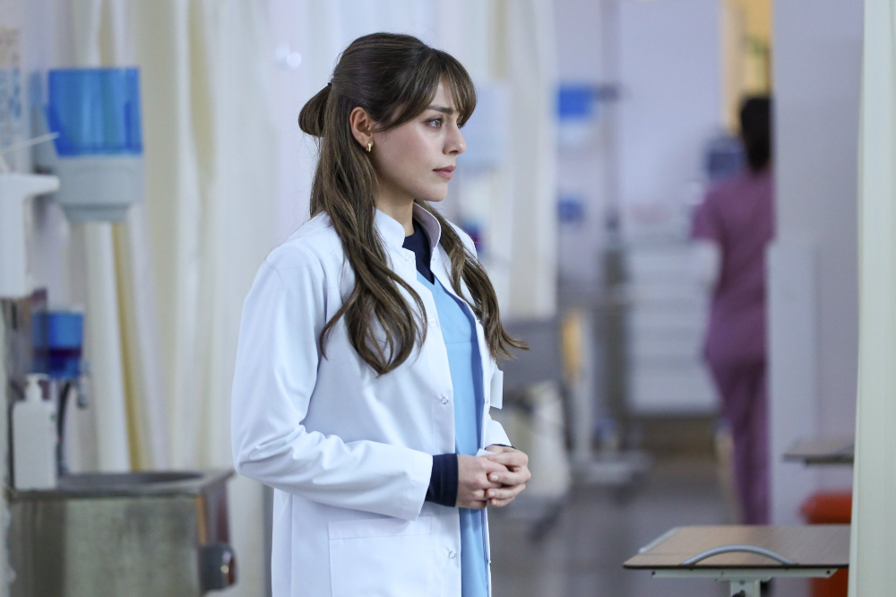 Doktor Başka Hayatta Yeni Bölüm Fragmanı İzle! İnan İçin Geri Dönüş Yok: Ilgaz Eski Dostunu Ateşe Attı!