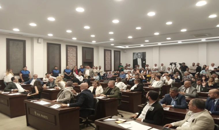 CHP Gaziantep'ten ihracı istenmişti! O meclis üyesi istifa etti