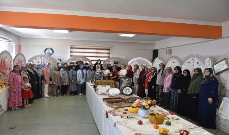 Şahinbeyli kadınlardan göz kamaştıran sergi