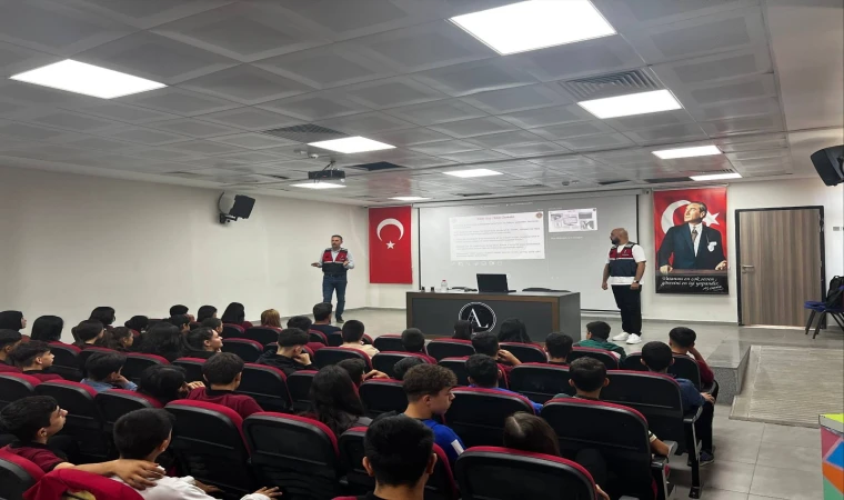 Gaziantep Jandarmasından Siber Farkındalık eğitimi