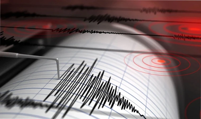 Marmara’da 5.0 Şiddetinde Deprem: İstanbul Beşik Gibi Sallandı