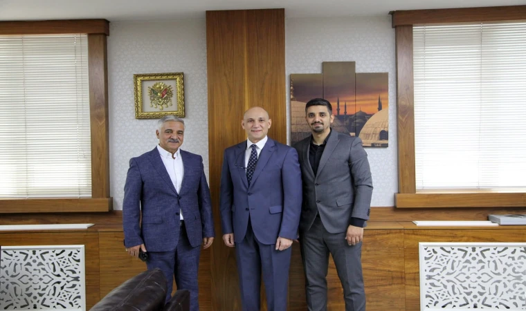 Baydoor markası büyüledi! Irak Başkonsolosu Humoud’dan Motif Group’a ziyaret