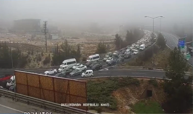 Gaziantep’te Sabah Trafiği Kazayla Durdu