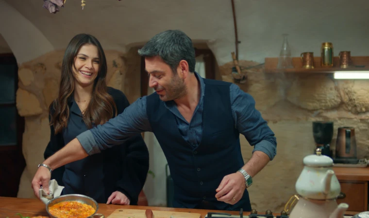 Uzak Şehir Yılbaşı Arasından Döndü! Alya ve Cihan Arasında Aşk Rüzgârları Esiyor