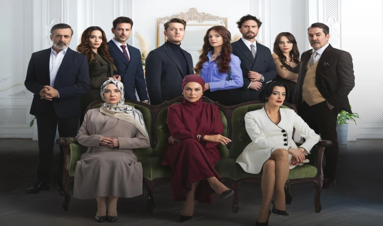 Aynı Yağmur Altında Dizisindeki 'Domuz Eti' Sahnesine Flaş Açıklama! Baba Yapım Sessizliğini Bozdu: Manipüle Ediliyor!