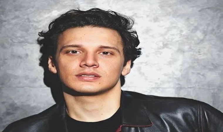 Edis Havalimanında Gözaltına Alındı! Uyuşturucu Soruşturmasında Şok Gelişme: Ünlü Şarkıcı Serbest mi Bırakıldı?