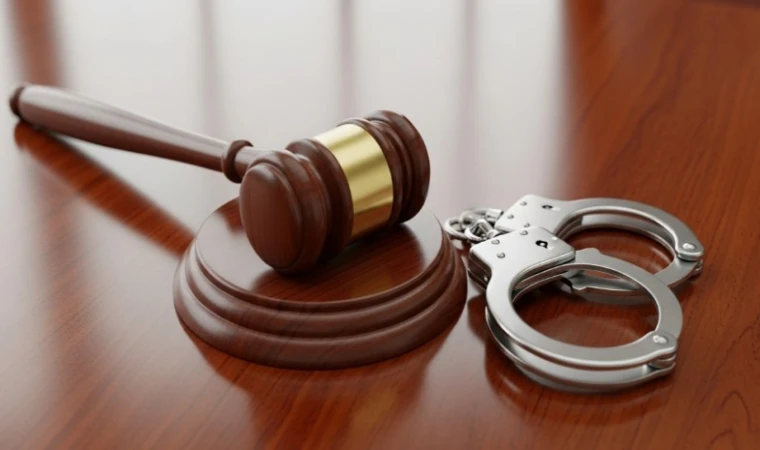 Melis Yürür kimdir, ne iş yapıyor? Neden gözaltına alındı, tutuklandı mı?