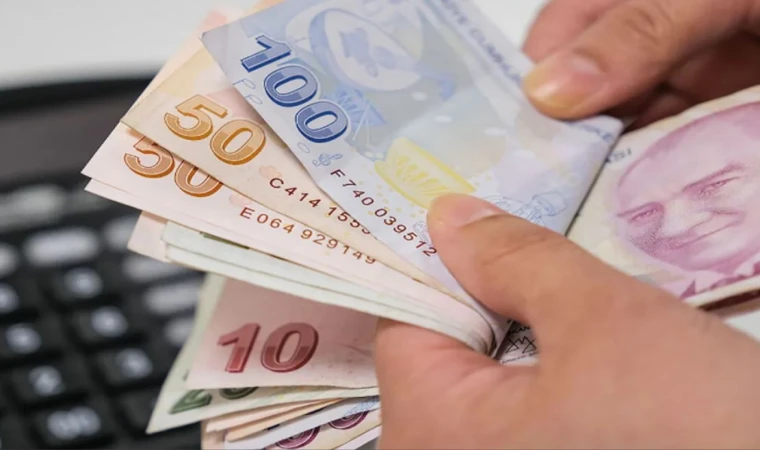 SSK, Bağ-Kur ve Memur Emeklileri Dikkat! Emekliye Seyyanen Zam Geliyor mu?