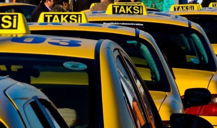 Taksilerde kart dönemi resmen başladı! Nakit devri bitiyor: Yeni cihaz zorunlu, taksimetre fiş kesmeden açılmayacak