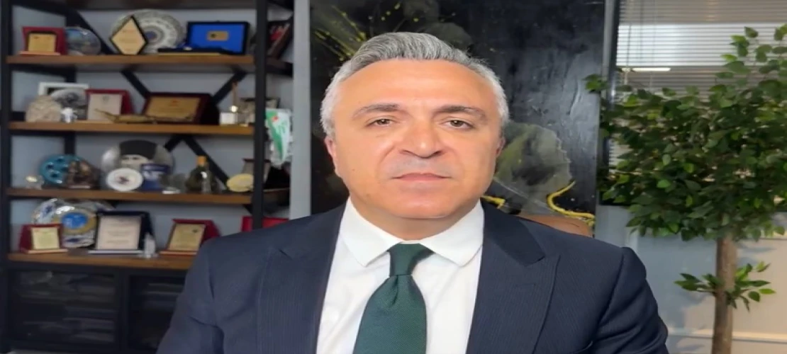 Emekliliğiniz Bir Anda Yanabilir! Özgür Erdursun’dan Korkutan "Sahte Sigorta" Uyarısı: Maaşlar Faiziyle Geri Alınacak!