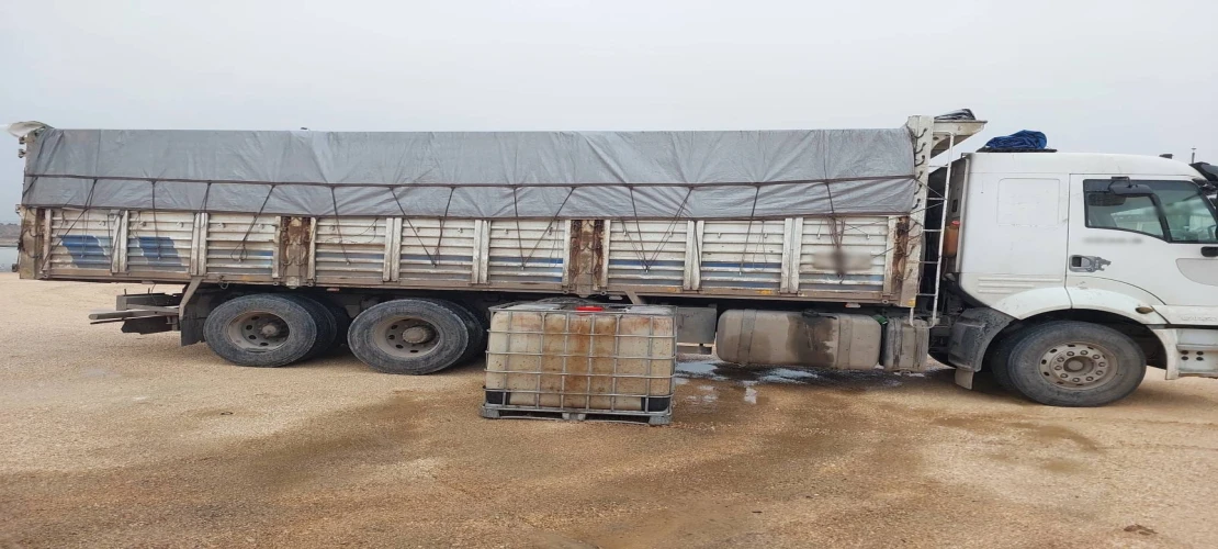 Gaziantep'te Akaryakıt Operasyonu! Şüphe Üzerine Durdurulan Araçtan Çıkanlar Jandarmayı Bile Şaşırttı!