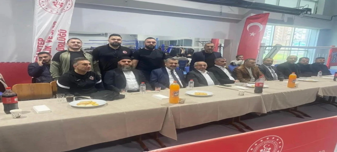 Gaziantep'te Boks Fırtınası Esti! İl Birincileri Madalyalarını Aldı: Genç Eldivenler Bursa Yolcusu!