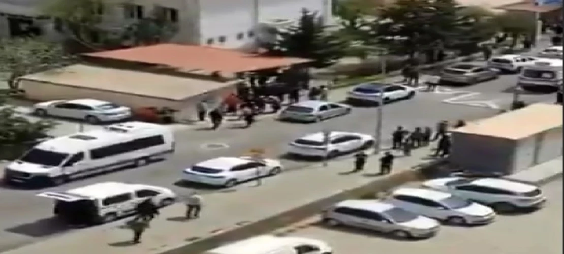 SON DAKİKA: Kahramanmaraş’ta Okulda Silah Sesleri! Onikişubat Ayşel Çalık Ortaokulu’nda Dehşet: Yaralılar Var!