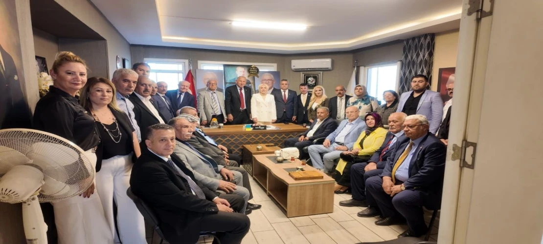 İYİ Parti Gaziantep teşkilatında yoğun katılımlı bayramlaşma