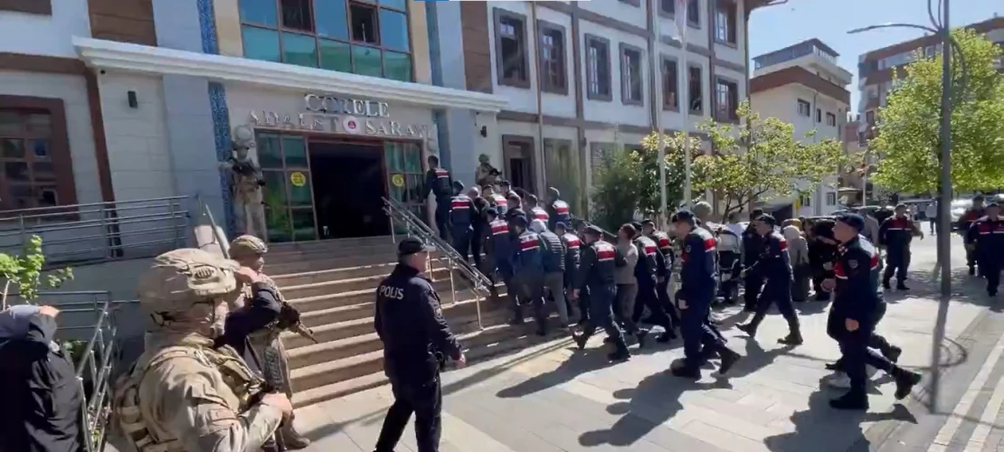 4,8 Milyar TL Hesap Hareketi Tespit Edildi! Jandarmadan 34 İlde Yasa Dışı Bahis Operasyonu