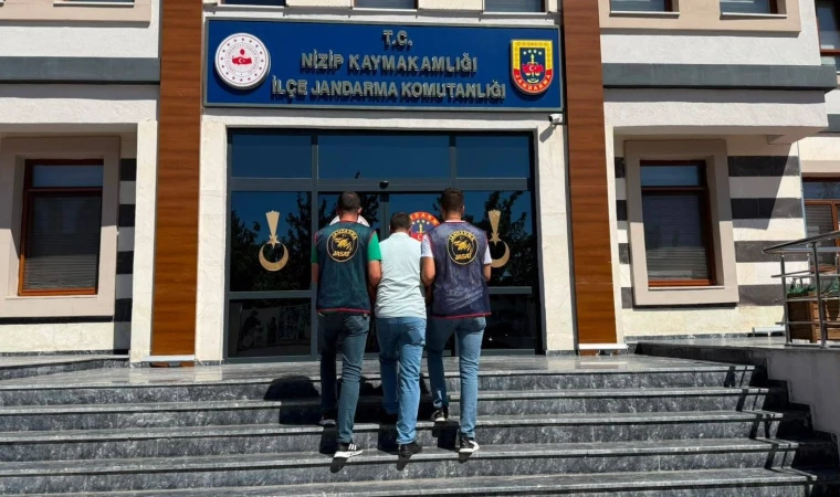 Gaziantep’te JASAT operasyonu: 10 yıl hapis cezası bulunan 2 firari yakalandı