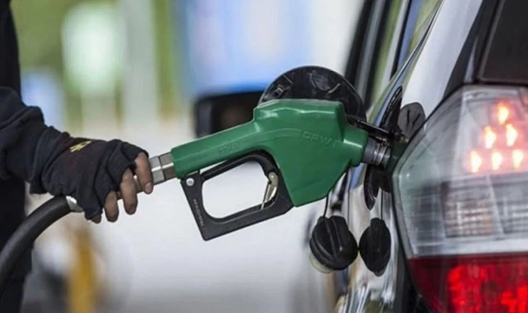 Akaryakıtta yeni zam alarmı: Motorin 100 TL sınırına dayanacak