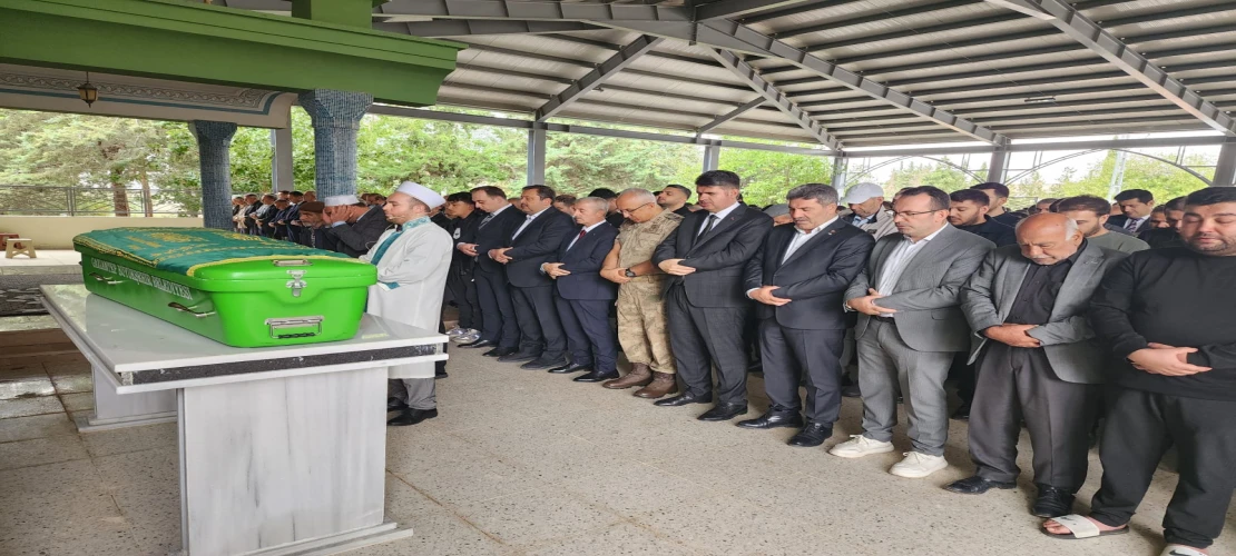 HÜSEYİN KAPLAN DUALARLA SON YOLCULUĞUNA UĞURLANDI