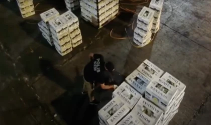 Bakan Yerlikaya duyurdu: Mersin Limanı’nda dev uyuşturucu operasyonu