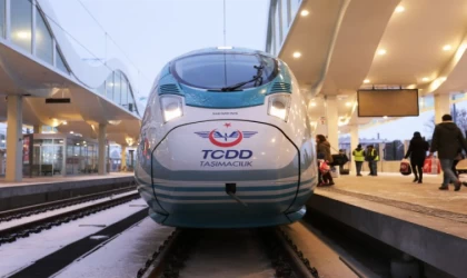 Bakan Uraloğlu duyurdu... Öğretmenlere yüzde 50 indirim!