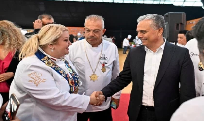 Başkan Uysal’dan GastroAntalya’yı ziyaret