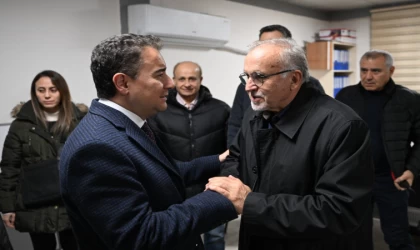 Babacan’dan Güzelbey’e taziye ziyareti