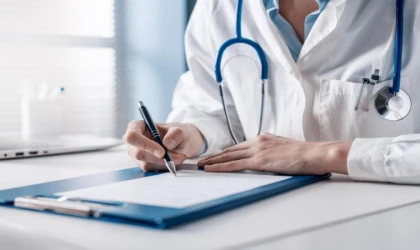 Her 10 Tıp öğrencisinden biri şiddete maruz kalıyor