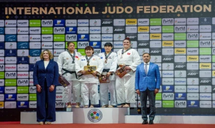 Bakan Bak’tan milli judocular için tebrik mesajı