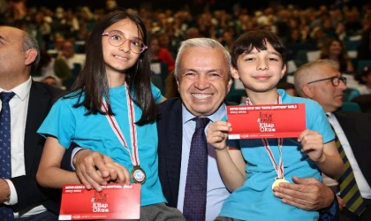 Nilüfer’de kitap şampiyonları ödüllendirildi