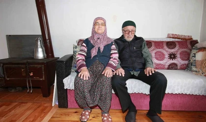 Tutuş çiftine Büyükşehir’den sıcak yemek; Büyükşehir, gönüllere dokunuyor