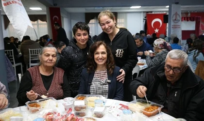 Karşıyakalılar iftar sofrasında buluştu