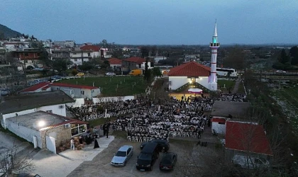 Yunanistan İskeçe’de Büyükşehir’le iftar bereketi