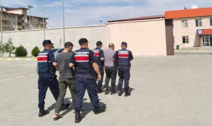 Gaziantep’te Göçmen Kaçakçılığı Operasyonu: 4 Şüpheli Tutuklandı