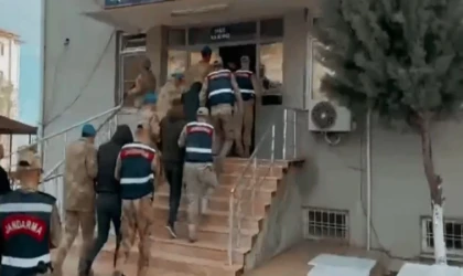 Diyarbakır’da zehir tacirlerine operasyon! 25 şüpheli yakalandı