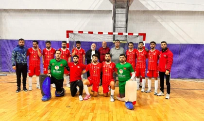 Volkan Group Erkek Hokey Takımı Namağlup Unvanla Finale Yükseldi