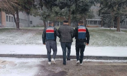 10 Yıl Kesinleşmiş Hapis Cezası Bulunan 2 Firari JASAT Operasyonuyla Yakalandı