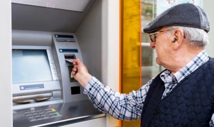 2026 Ocak Emekli Maaş Zammı Ne Kadar Oldu, Yüzde Kaç Zam Geldi? En Düşük Emekli Maaşı 20 Bin TL Oldu Mu?