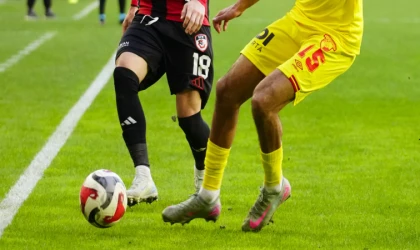 4 Ocak 2026 Bugünkü Maçlar: Saat Kaçta, Hangi Kanalda? Real Madrid, PSG ve Inter Maçları Canlı Yayında