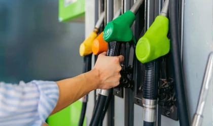 Akaryakıta Zam Geldi mi? 16 Ocak 2026 Güncel Akaryakıt Fiyatları: Benzin, Motorin, LPG Ne Kadar Oldu?