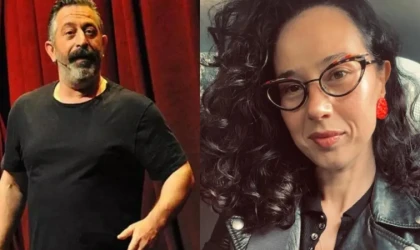 Cem Yılmaz’ın “38 Yaş” Esprisi Olay Oldu! CMXXIV Gösterisi Sosyal Medyayı İkiye Böldü! Necla Karahalil kimdir?