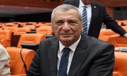 CHP’li Öztürkmen’den TBMM’de Sert Çıkış: Yolsuzlukları Ortaya Çıkaranlar Soruşturuluyor