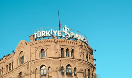 İş Bankası Emekli Promosyonu 2026 Açıklandı: SSK ve Bağ-Kur Emeklisine Kaç TL?