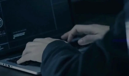 “Bu fotoğraftaki sen misin?” tuzağıyla milyonları avladılar: MİT 400 milyonluk vurgunu çökertti