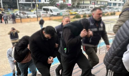 Casperlar Çetesinin 'Köstebekleri' Yakalandı! Polis, Katip ve Gümrükçüden Oluşan İhanet Şebekesine Gözaltı!